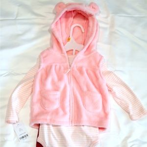 New Carters baby girl 3 piece set size 12 months
